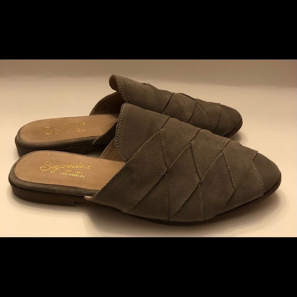 Seychelles Olive Green Suede Quilted Mule Clogs